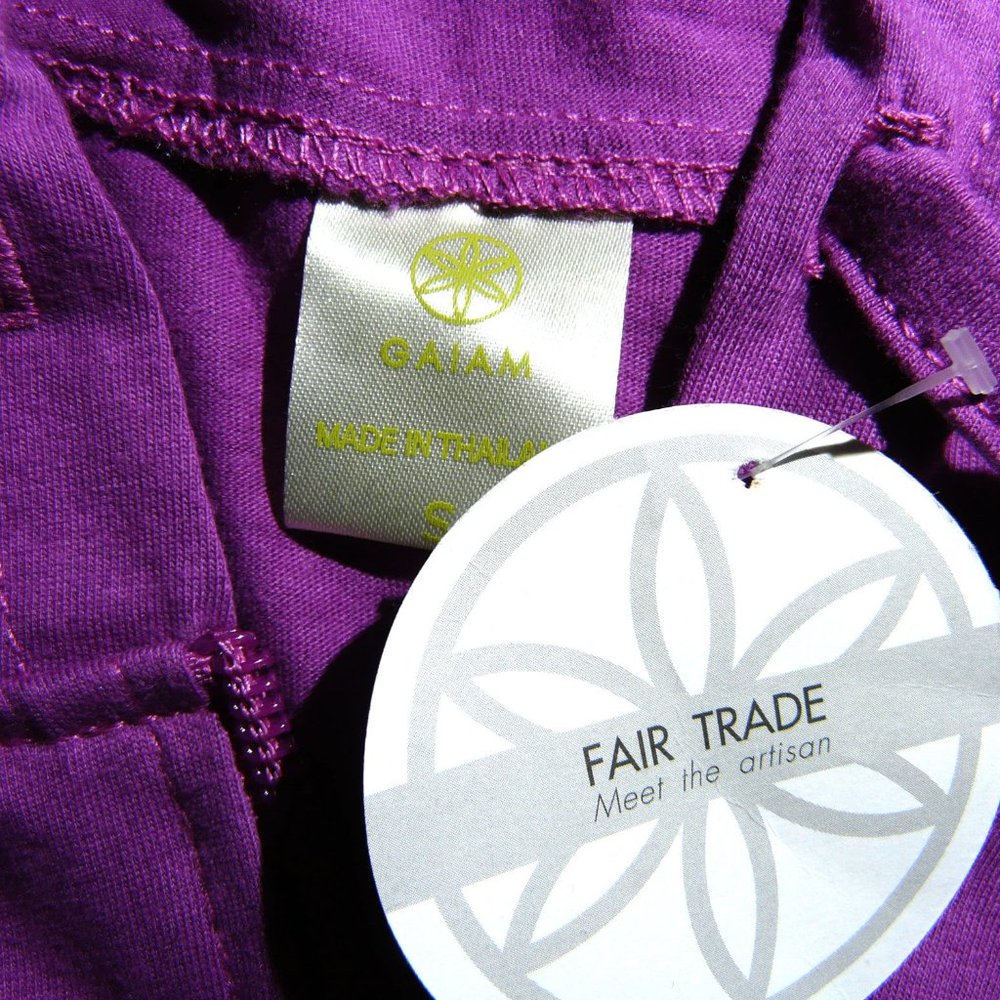 NWT Gaiam Boysenberry Hoodie Fair Trade Yoga Clothes 100% Cotton + other…